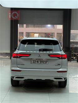 ميتسوبيشي اوتلاندر